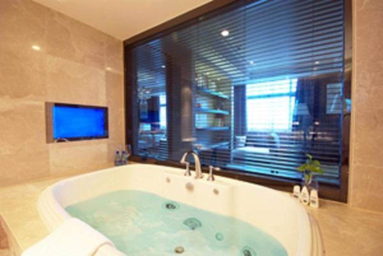 Wuxi Grand Hotel Esterno foto